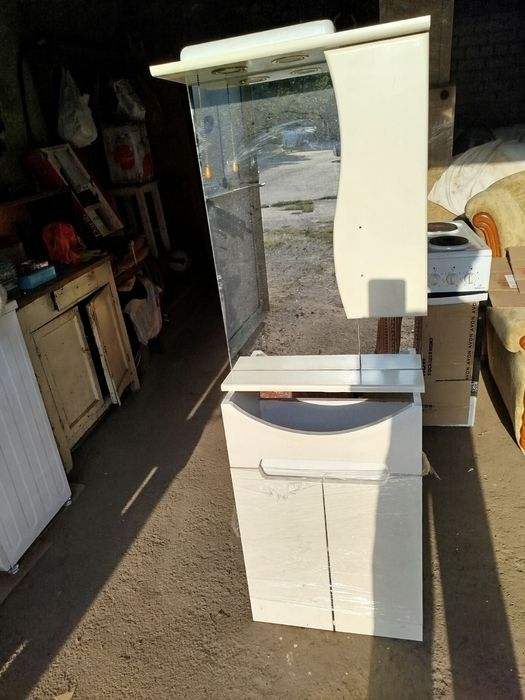 Гарнітур з раковиною у ванну