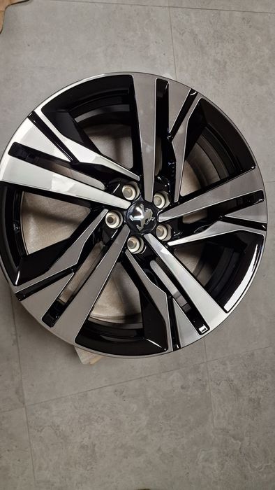 Nowe Oryginalne Felgi Peugeot Citroen 5x108 8J 19" ET 44 4 szt