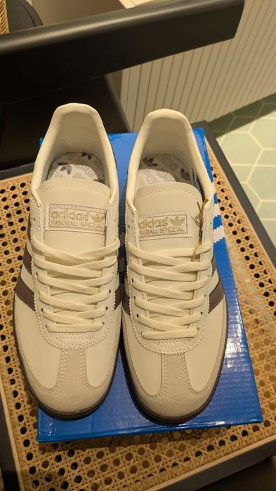 Sneakersy 39 1/3  beżowe buty sportowe adidasy