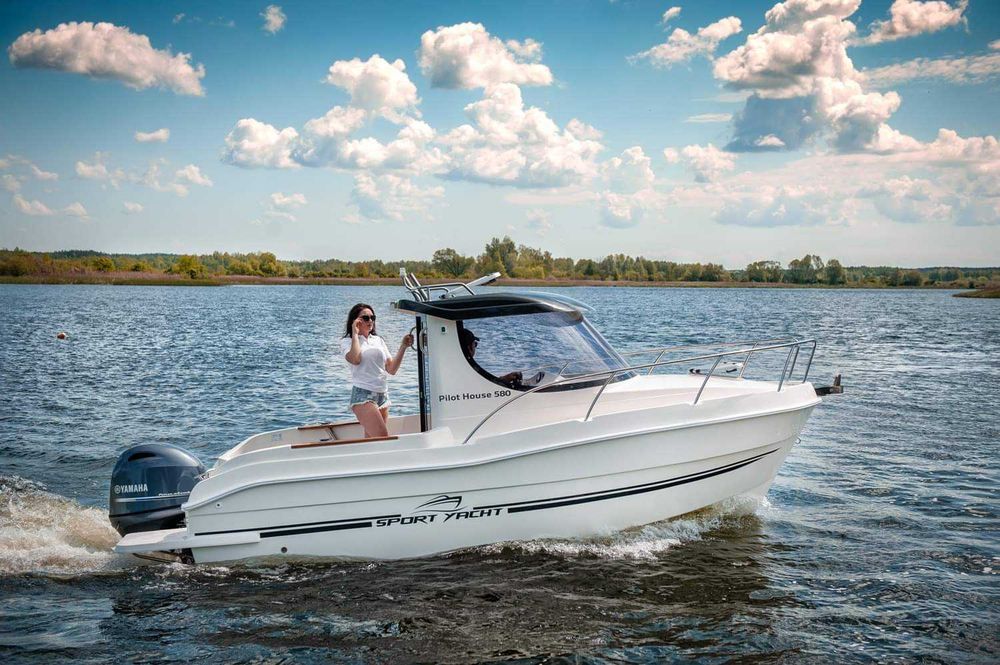 Łódź łódka motorowa wędkarska Pilot House 580 | Sport Yacht | 5,8m
