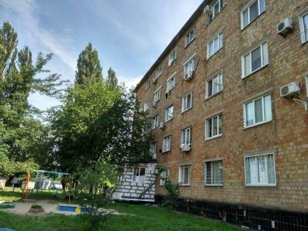 Продам кімнату в гуртожитку  по вул. Бориспільська