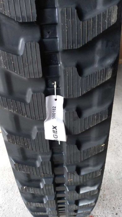 Гумова гусениця 300х52,5х82N   300/52.5/82N