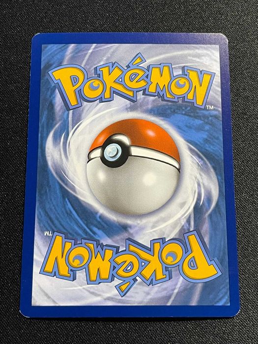 Carta Pokémon rockruff 109/196 Lost Origin