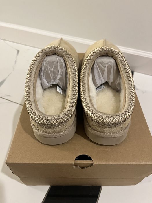 Ugg tazz slipper