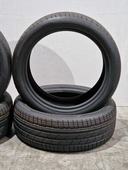 [Como Novos] 4 Pneus 225/45R19 HANKOOK