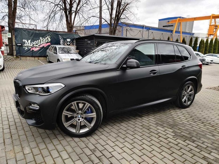 Oklejanie pojazdów zmiana koloru samochodów przyciemnianie dechroming