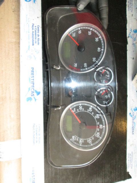 Quadrante / painel de instrumentos VOLKSWAGEN Passat (3B2)