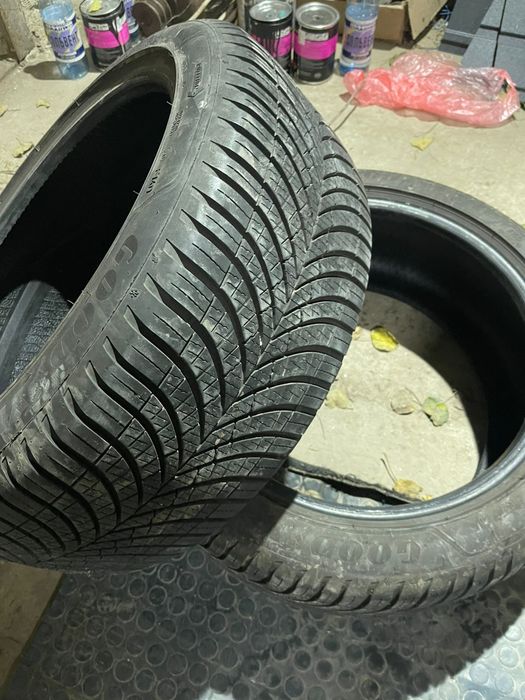 Шини Good Year r17