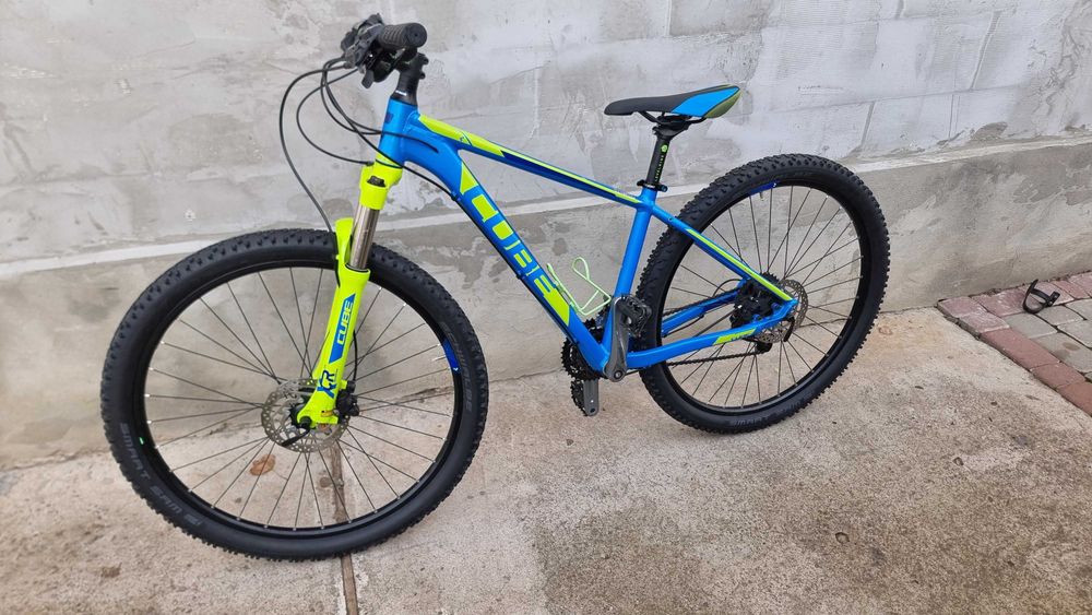 Cube Anallog гароший комплектації гарному стані