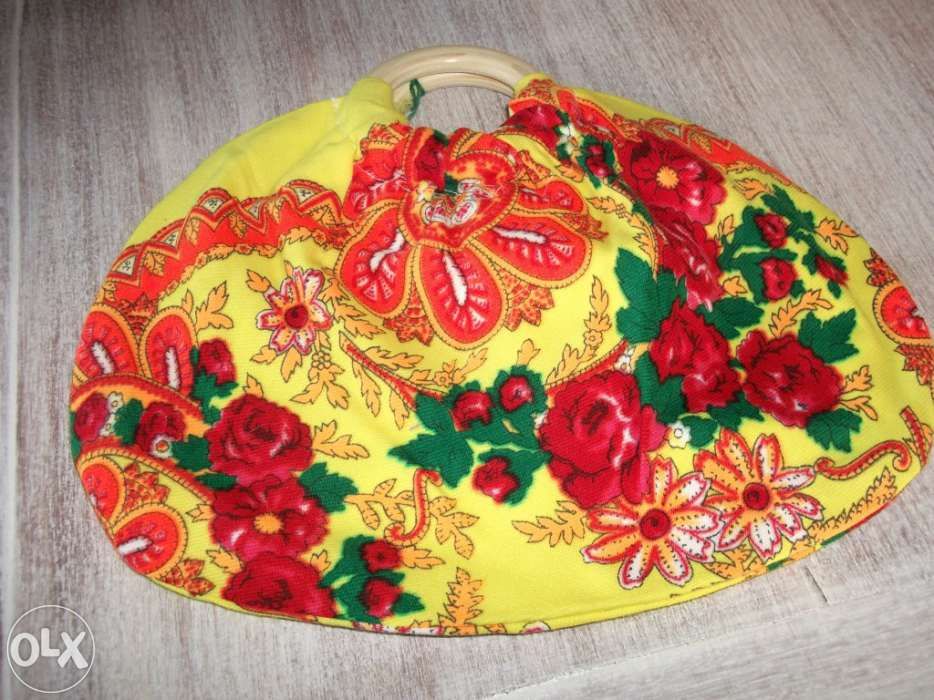 Saco redonda, tamanho médio, de tecido