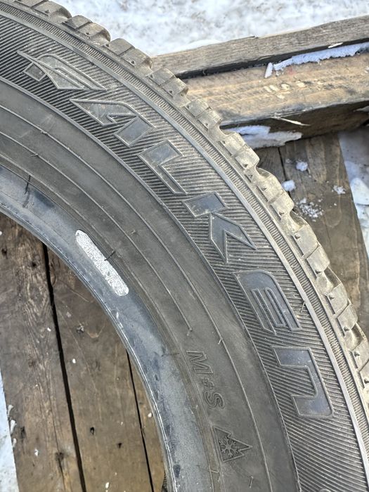 Шини 175 65 15 84T Falken Eurowinter HS01 пара