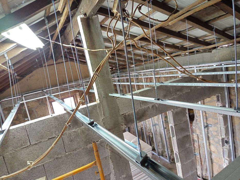 Remodelações,e construção.