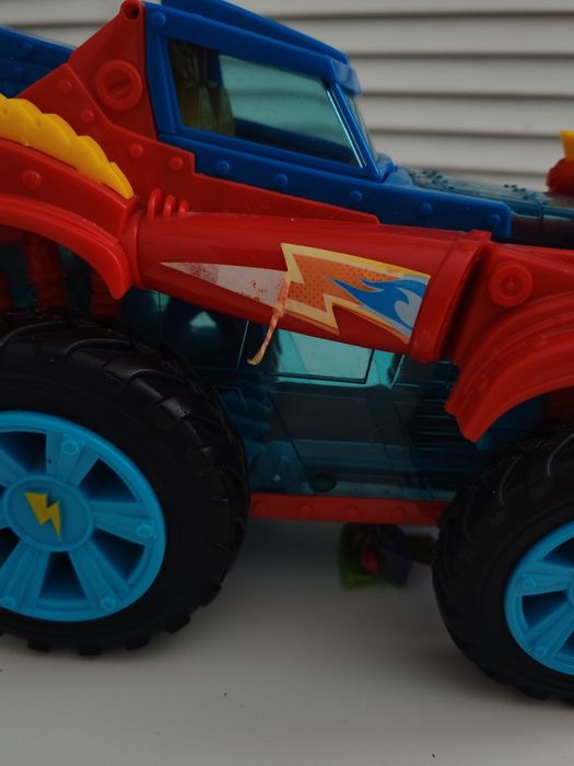 Super Zings S Hero Truck Monster Roller
