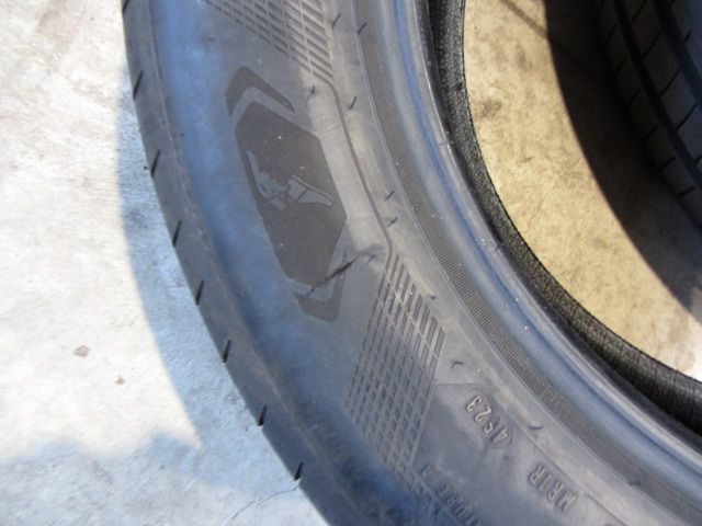 Goodyear eagle f1 asymetric5 235/60/18