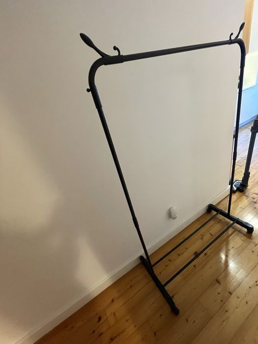 Cabideiro para roupas novo