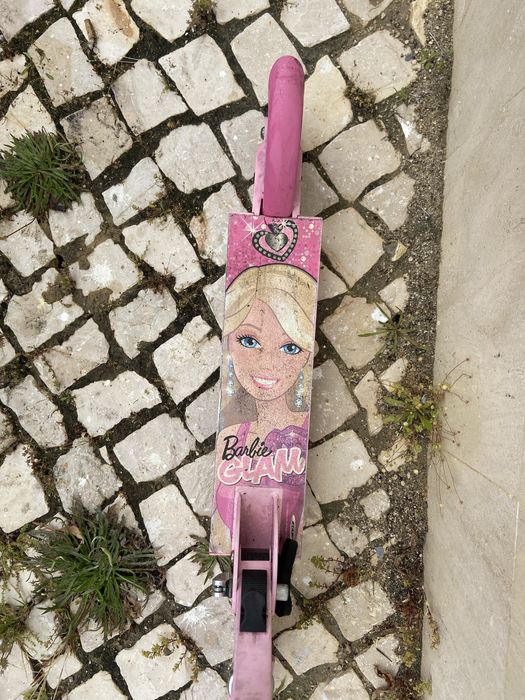Barbie Glam Foldable Scooter – Used but Functional64176290206722122