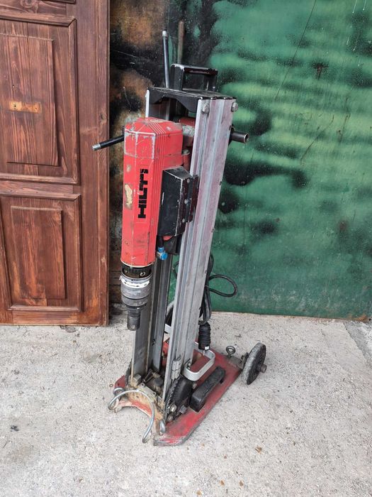 Wiertnica ze statywem Hilti DCM 1.5