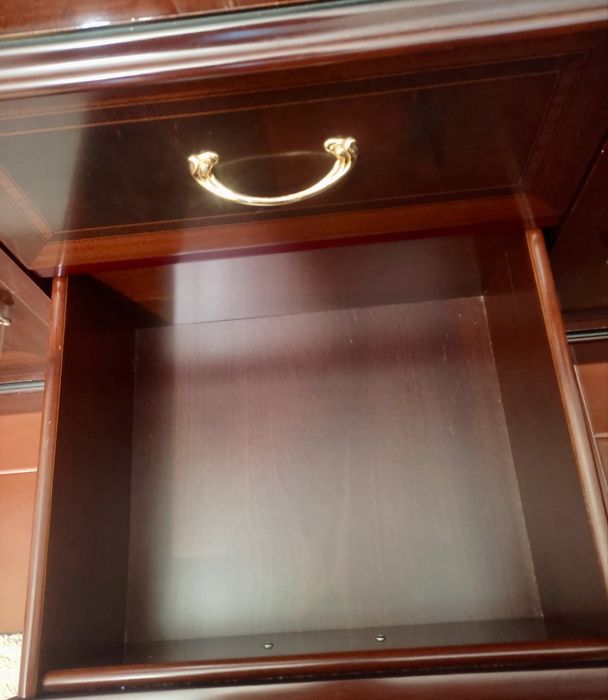 Cristaleira em Madeira Maciça – Móvel Sala Jantar Clássico 2m