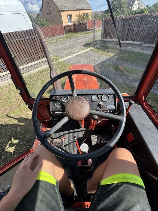 Продам трактор Т25