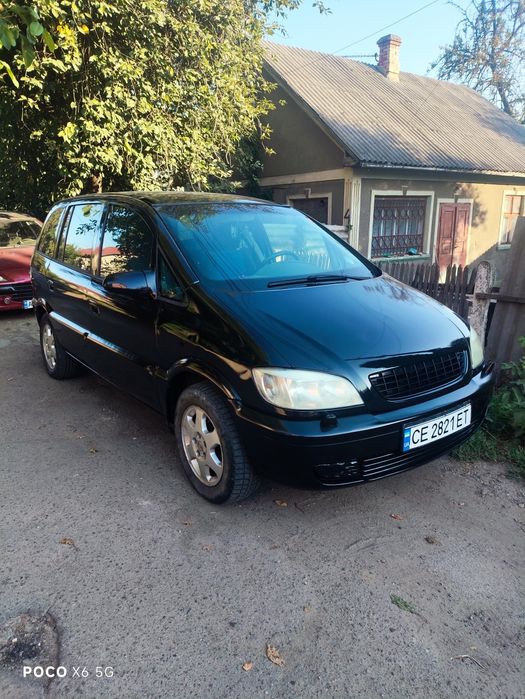 продам машину Opel Zafira