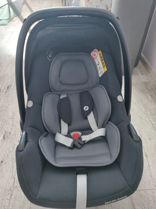 Дитяче автокрісло автолюлька Maxi-Cosi Tinca