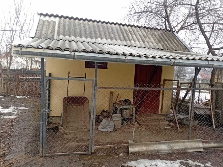 Продам 3-кімн. будинок 100м.кв. зі зручностями в центрі села Чагор