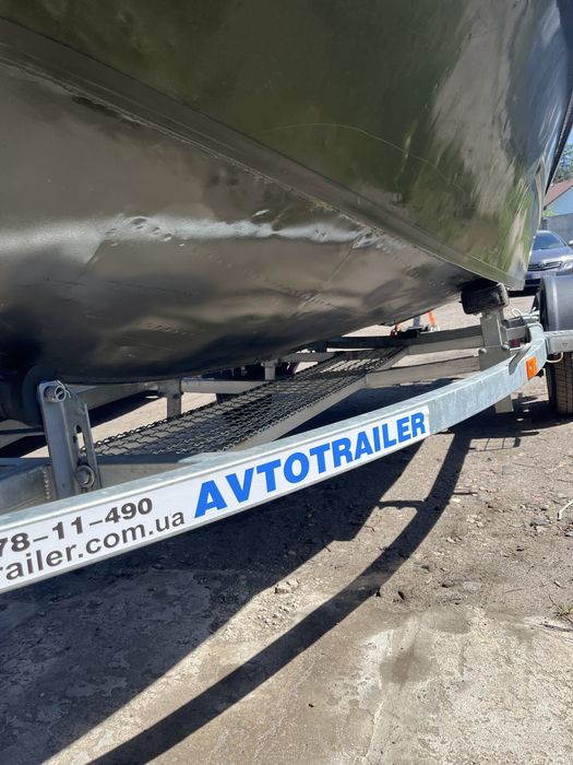 Лодка Крим мотор Меркурі лафет для перевозки