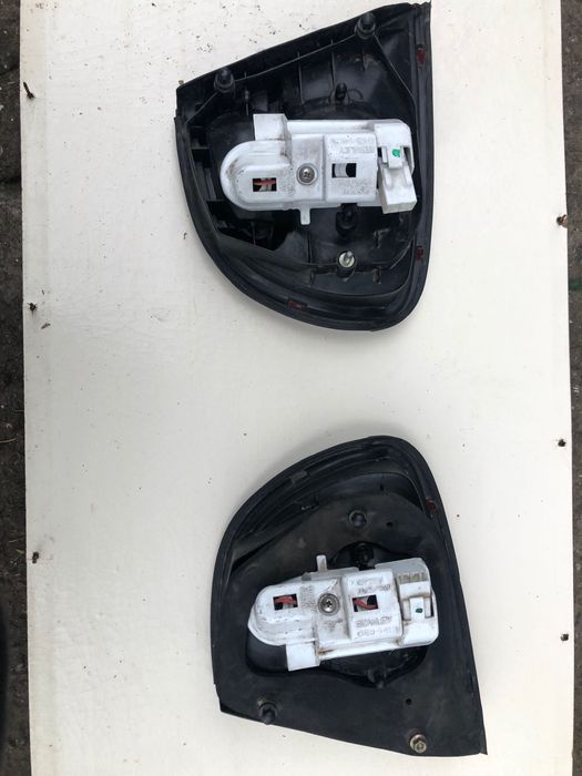 Задні фари Mazda Xedos 6