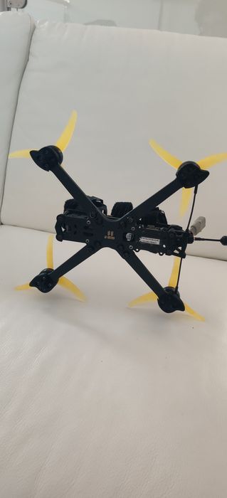 Drone fpv Nazgul V2 6s HD