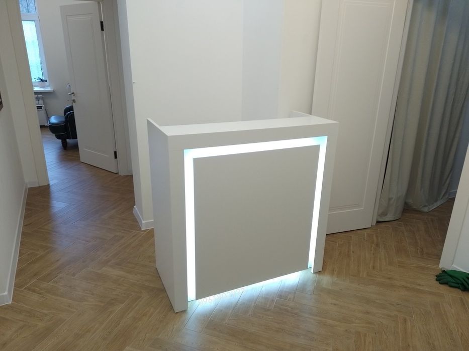 В наявності !!! Ресепшн. Рецепція. Стійка адміна