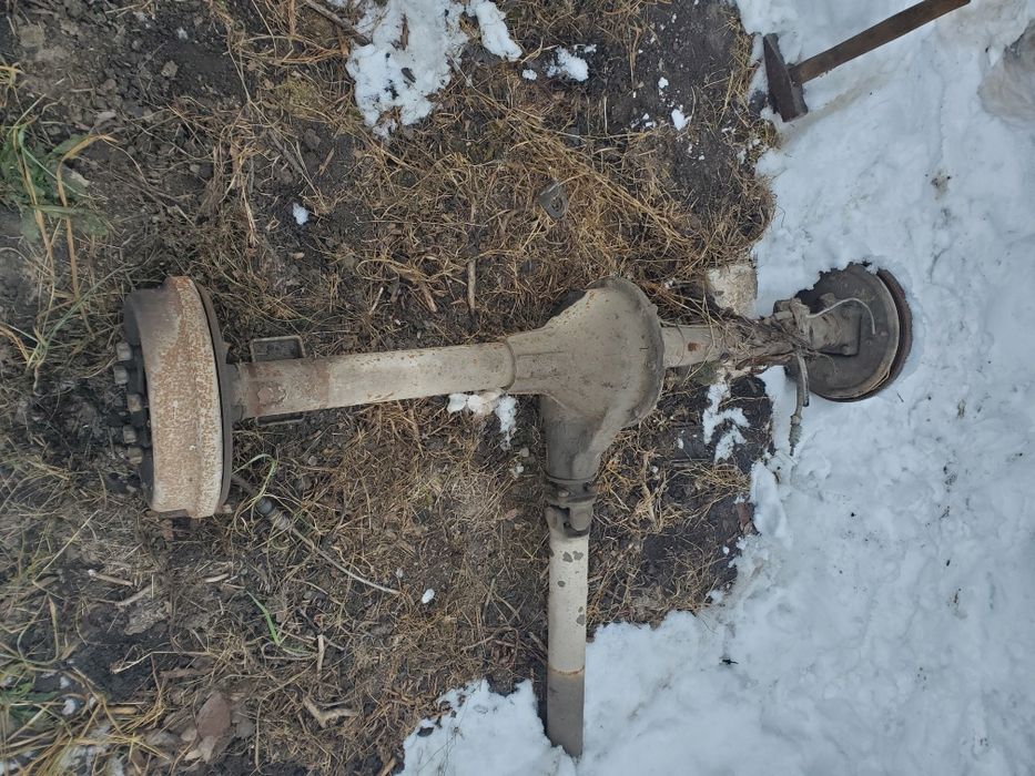 Задній місл Газ  Волга 2410