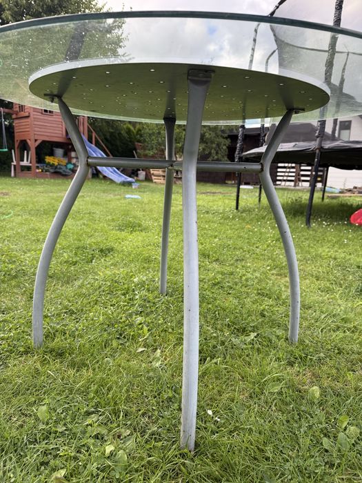 Szklany stolik kawowy srednica 104 cm