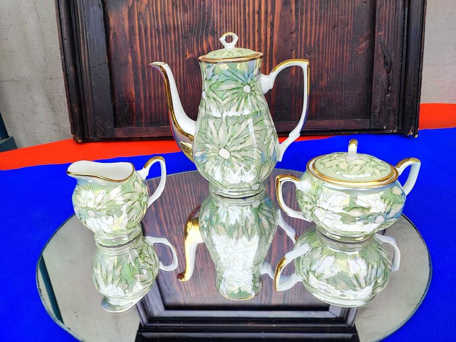 Katowice Bogucice,część serwisu,mlecznik,cukiernica,dzbanek,całość