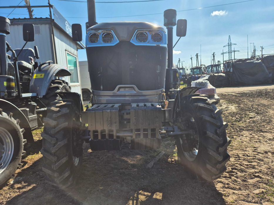 Трактор Скаут ТУ 404 на 2 гидроцидиндра