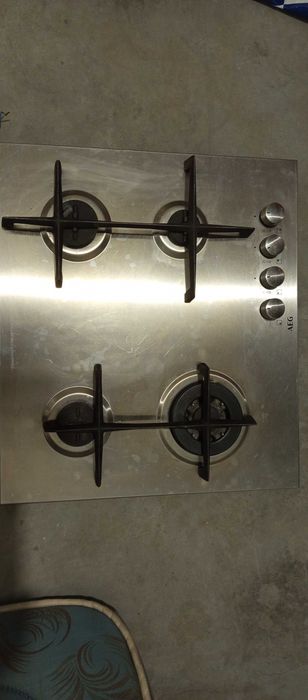 Fogão seminovo marca AEG