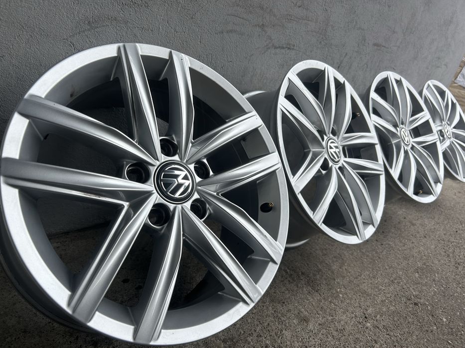 Felgi alumniowe 16” VW t-rock Golf 7  5G0 601 025 CS