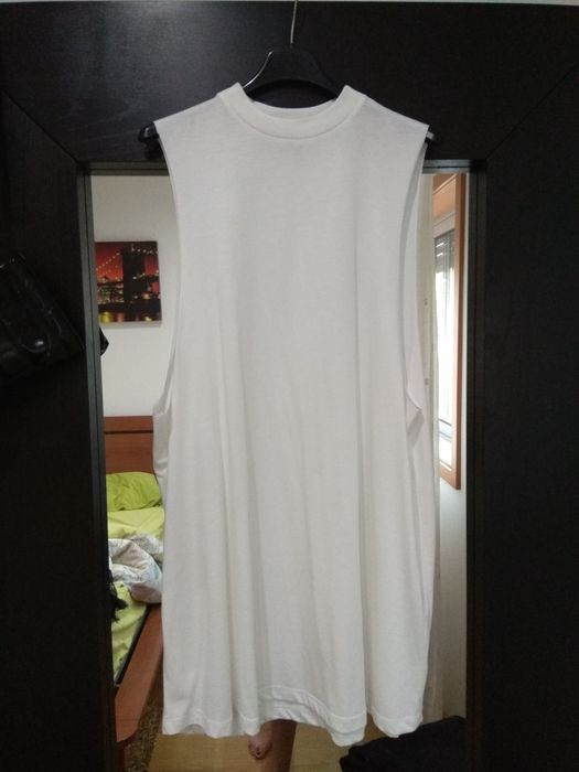 Vestido ASOS tipo camisola manga cava