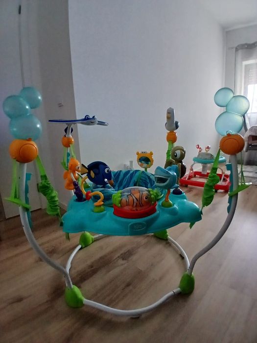 Saltitão de criança Nemo