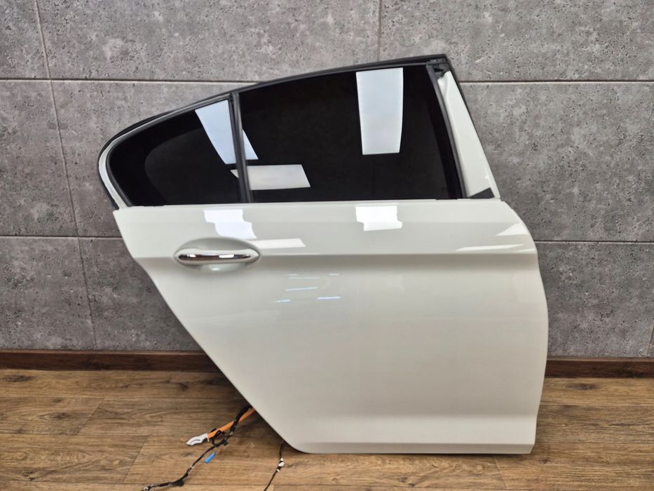 BMW G30 F90 M5 Drzwi Prawy TYŁ Tylne Kompletne A300 Alpinweiss