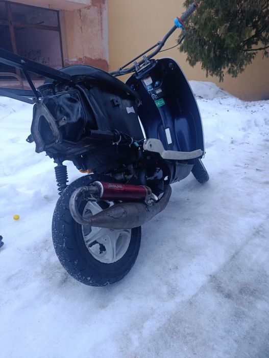 Yamaha vino 2t stunt