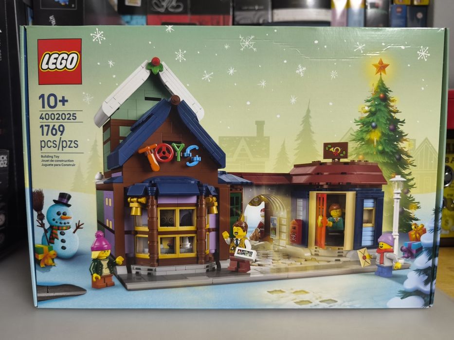 Lego 400.2025  Building Toys - 2025 Employee Exclusive