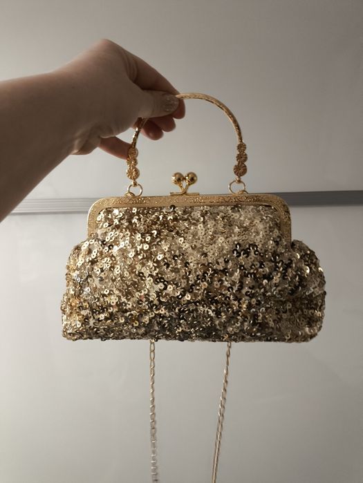 Nowa złota kopertówka cekiny