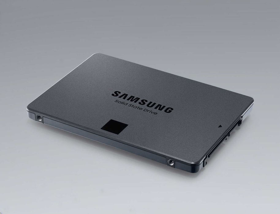 Dysk SSD Samsung 870 QVO 2TB 2,5" SATA III + gratis konsola Xbox One X + Pad