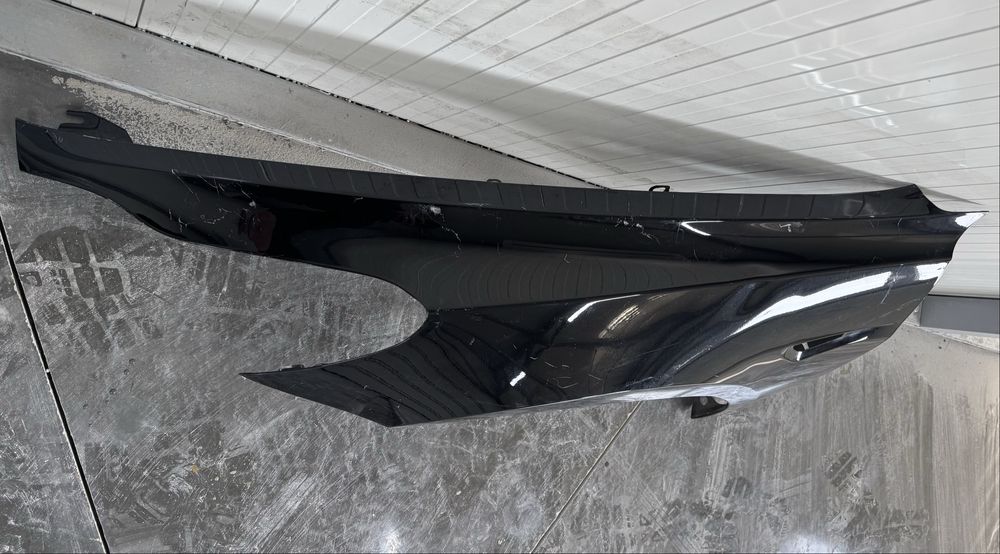 Tesla Model 3 крило ліве