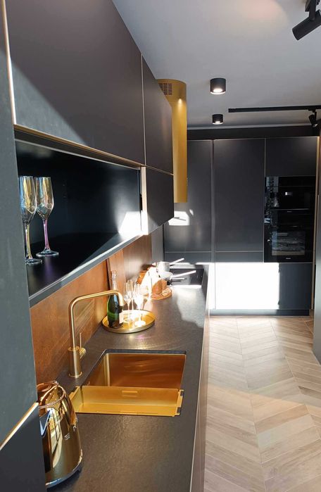 Kuchnie niemieckie Nolte -wyprzedaż– model Flair, blat granit w cenie