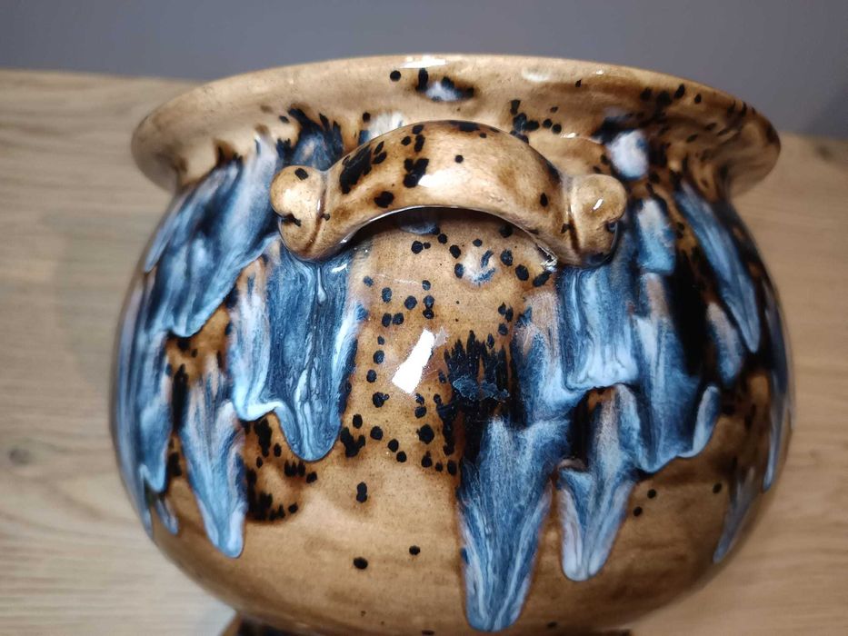 Terrina Artesanal em Cerâmica Vidrada com Prato