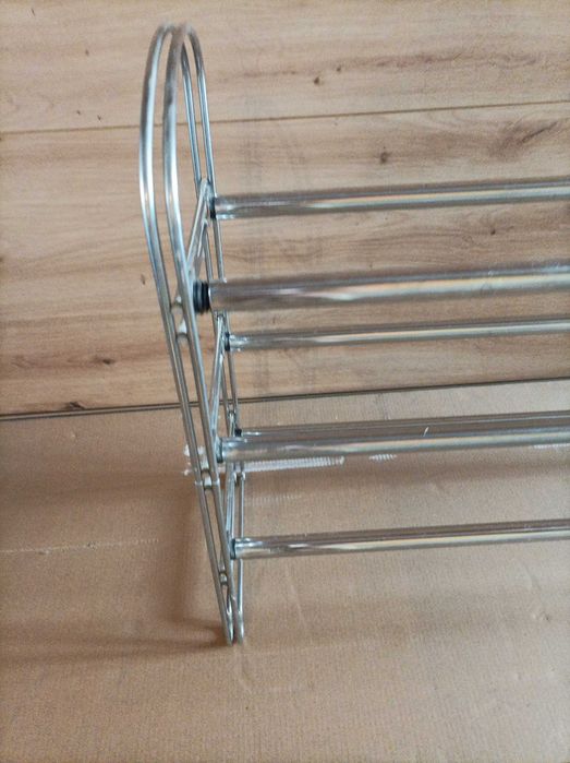 Regał na buty rozsuwany metalowy