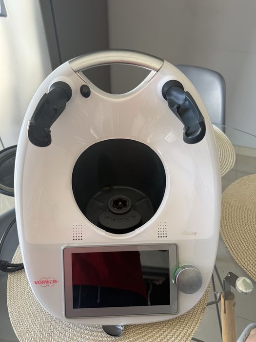Vendo Bimby Tm6 em excelente  estado