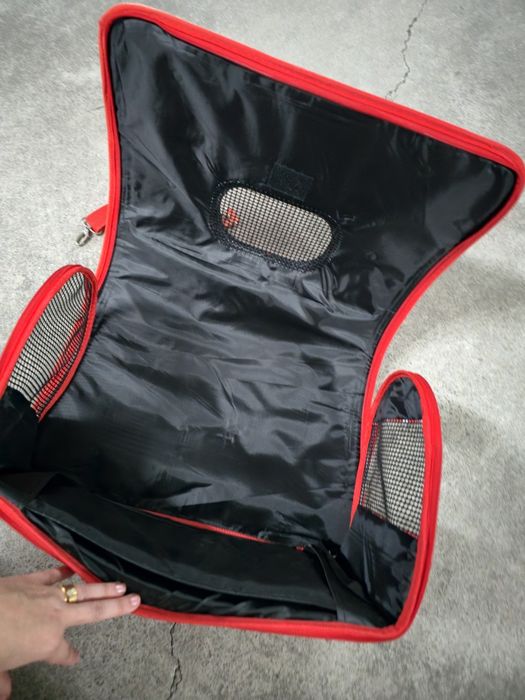 Transportadora para cão ou gato nova