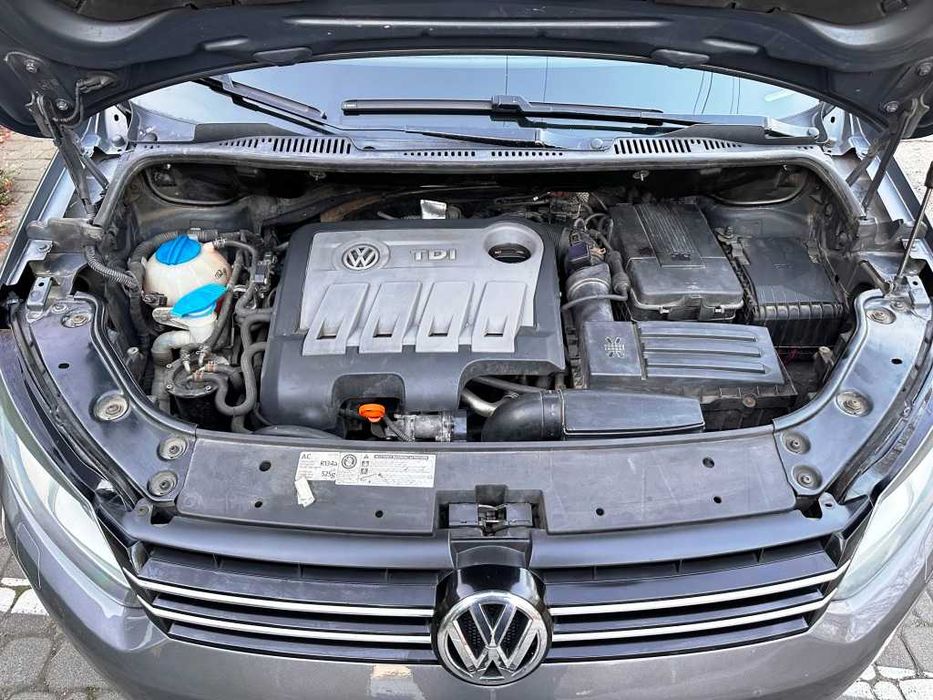 VW Touran TDi на автомате